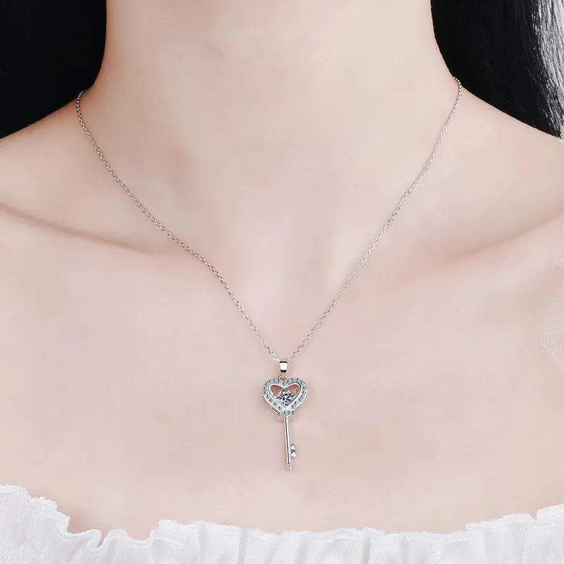 HeavenLea Key of Love: Divine Moissanite Heart Necklace