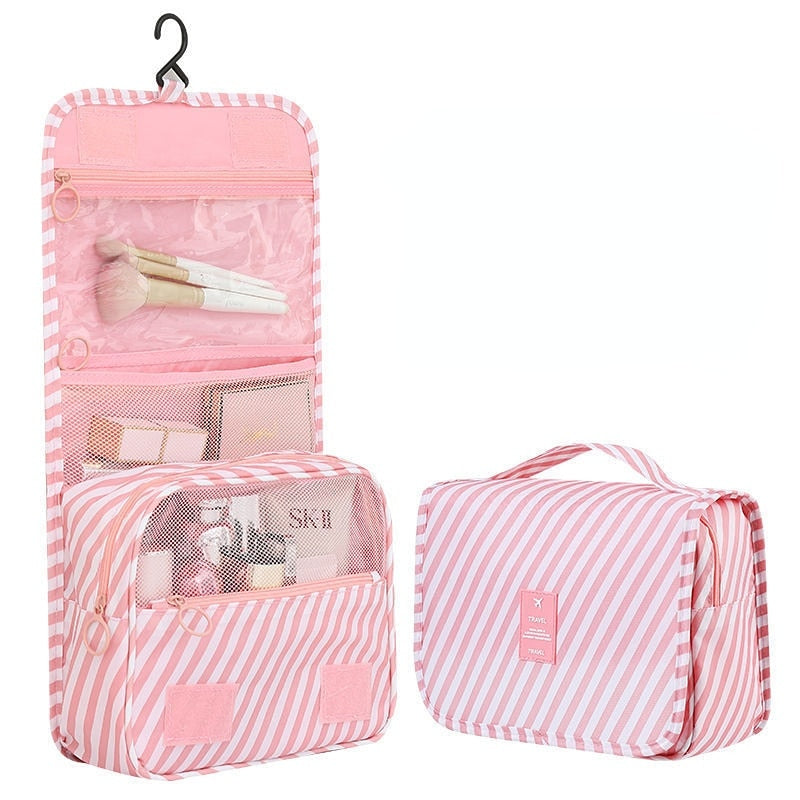 Jetsetter's Glam-On-the-Go Hanging Toiletry Bag