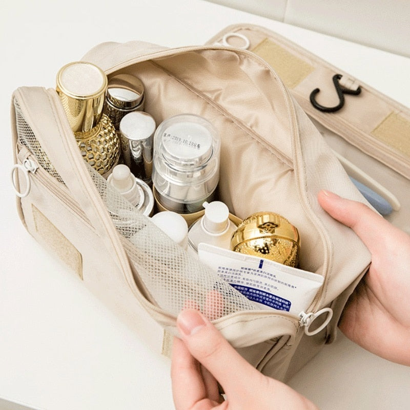 Jetsetter's Glam-On-the-Go Hanging Toiletry Bag