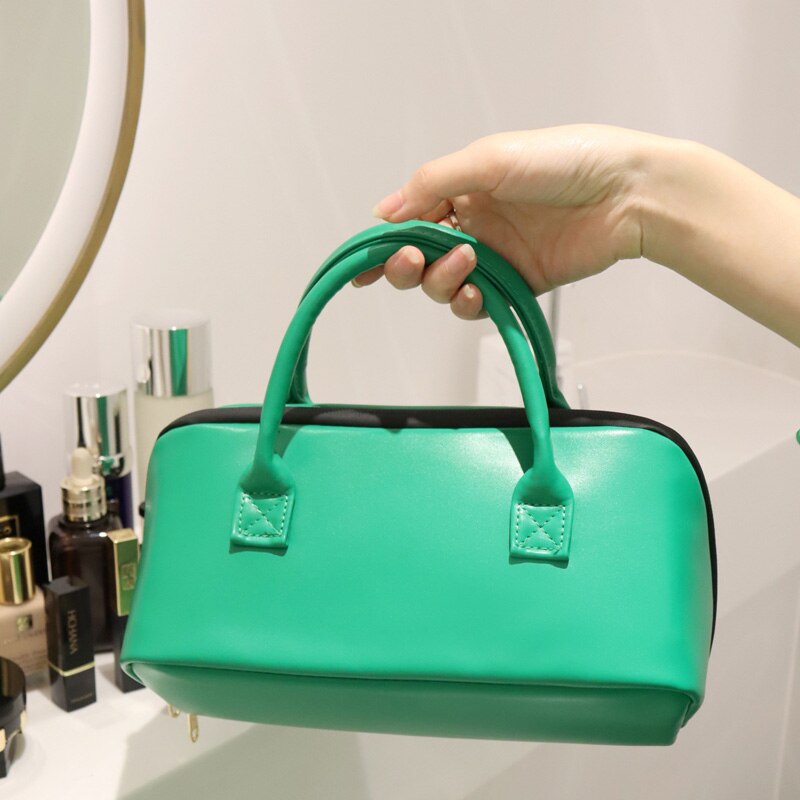 Luxe Cube Carrier