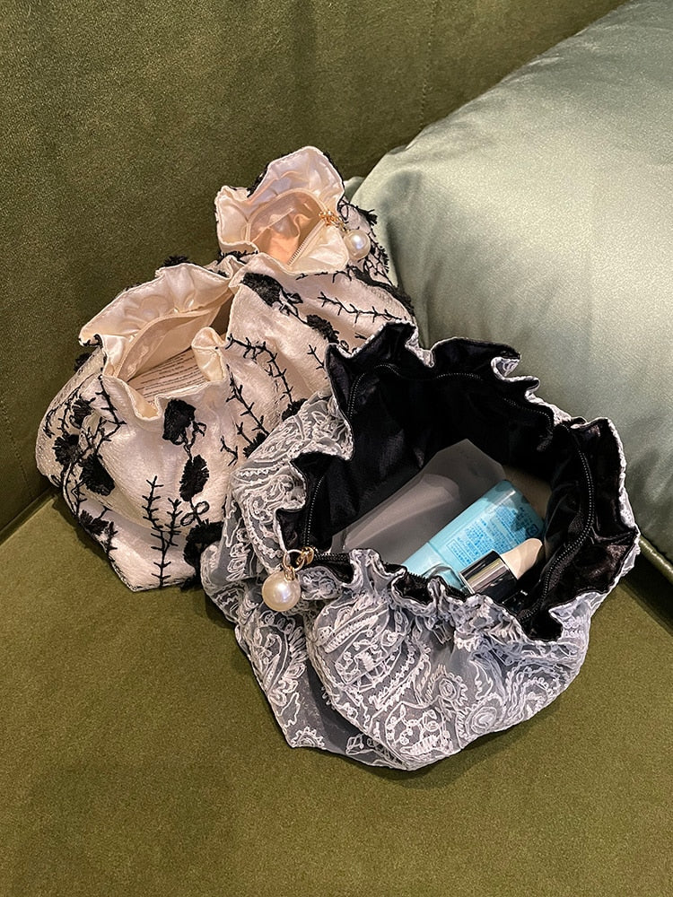 HeavenLea Lace Embroidery Beauty Bag