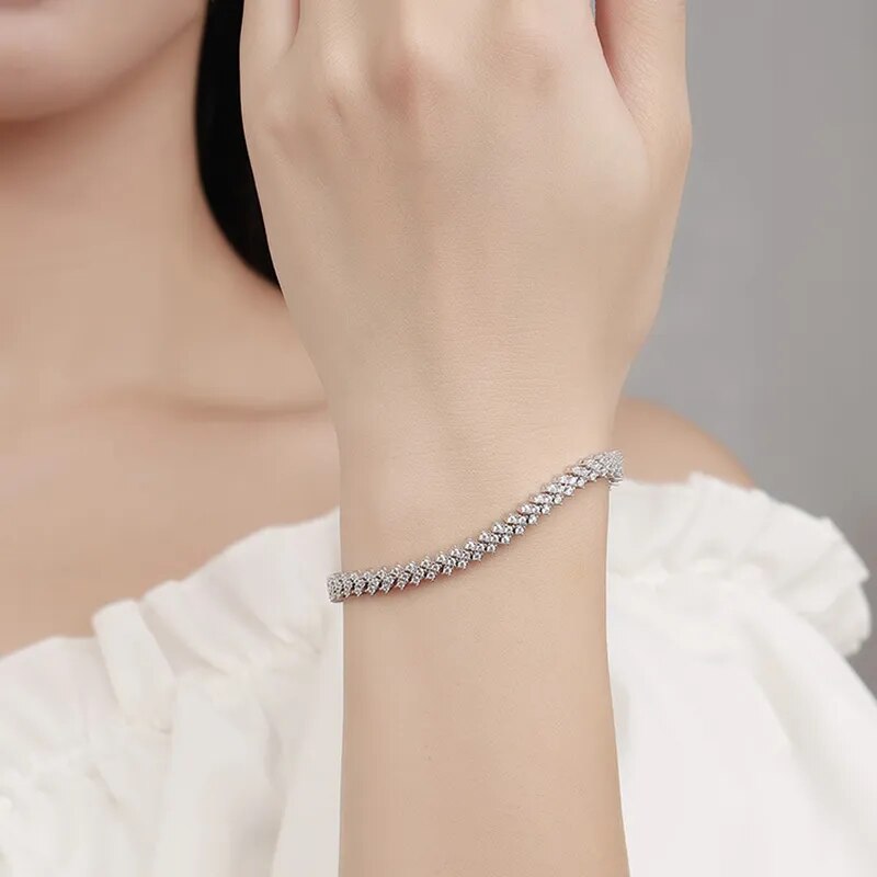 Heartfelt Brilliance: 1.5mm Real Moissanite Heart Tennis Bracelet