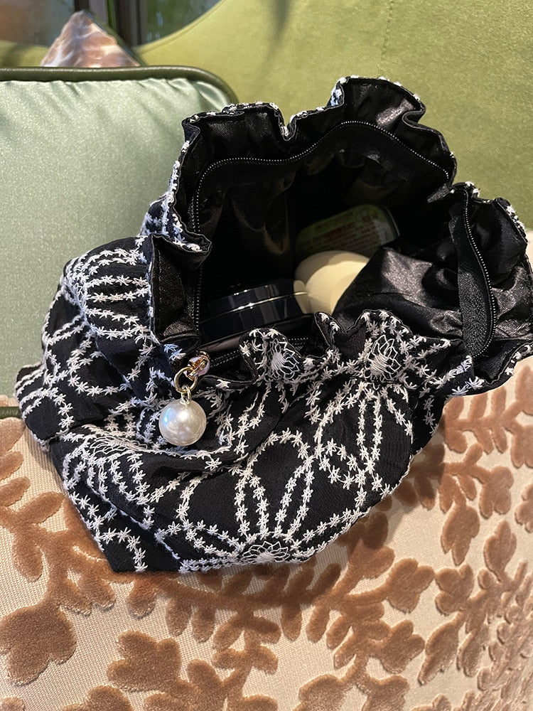 HeavenLea Lace Embroidery Beauty Bag